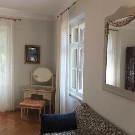 B&B Anita